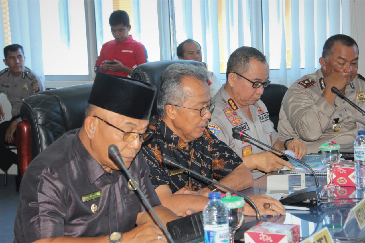 Sosialisasi Sapu Bersih Pungutan Liar (Saber Pungli) Kabupaten Pasaman Barat dihadiri Ketua UPP Sumatera Barat Kombes Pol K. Rahmadi, SH, MH